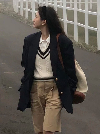 Cambridge Court Vest