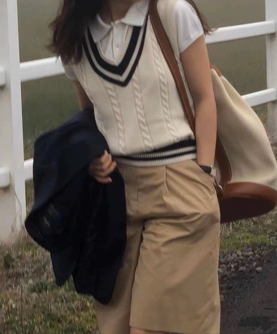 Cambridge Court Vest